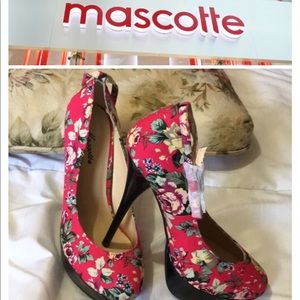 ✨☝️✨Final & Firm Price ✨Pink Flowers 🌺 high heels